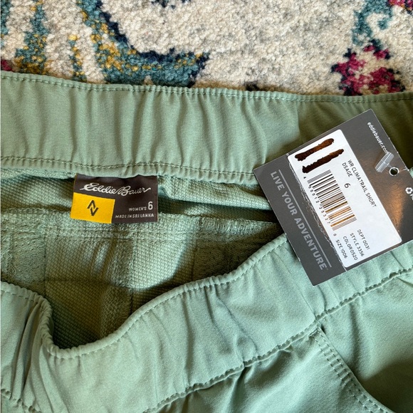 Eddie Bauer Shorts - Picture 2 of 3